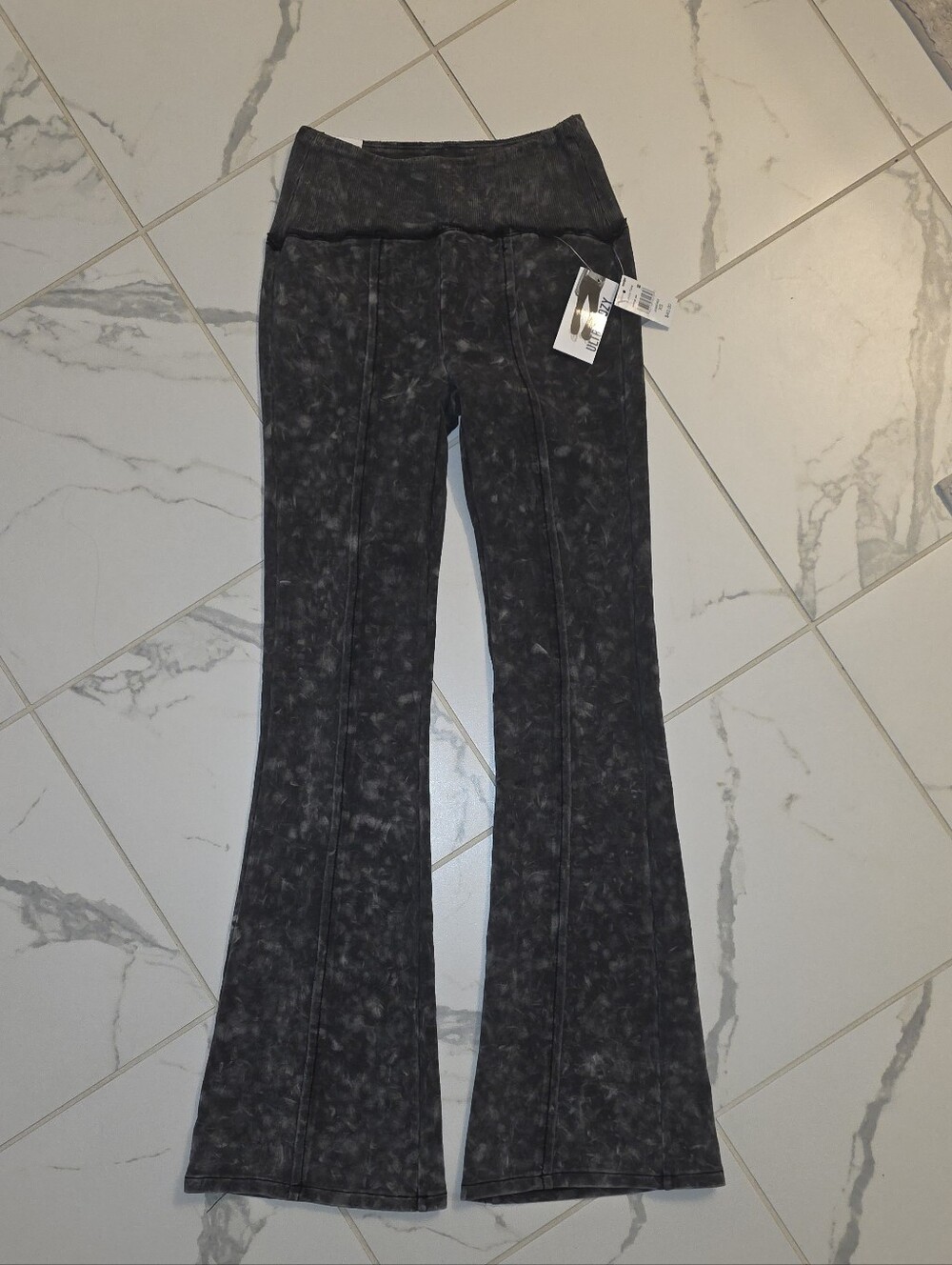 Vanilla Star Grey Washed Flare Leggings